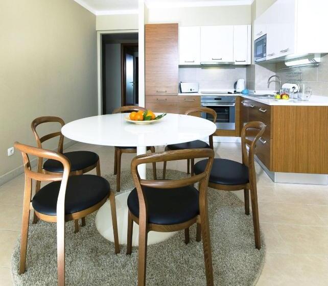 Апартаменты 2 Спальни с Балконом, The Residence Apart
