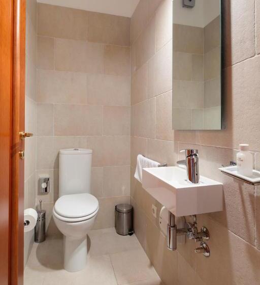 Апартаменты 2 Спальни с Садом, The Residence Apart