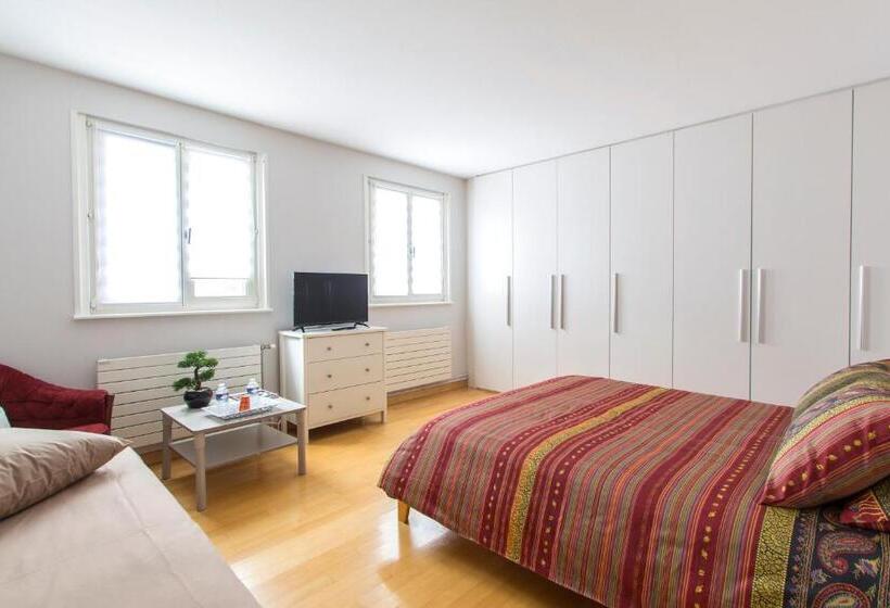 Номер Стандарт с Гидромассажем, Villacosy Spa  Strasbourg Villa Dolce