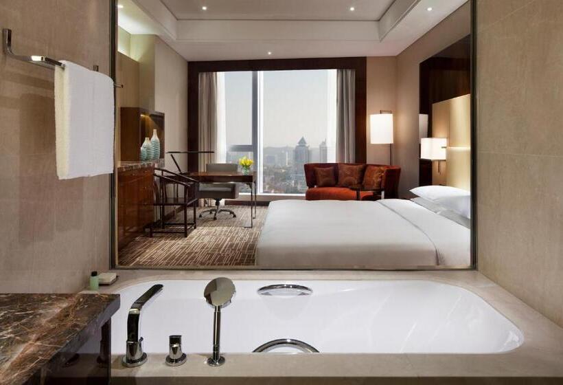 Люкс, Hyatt Regency Jinan