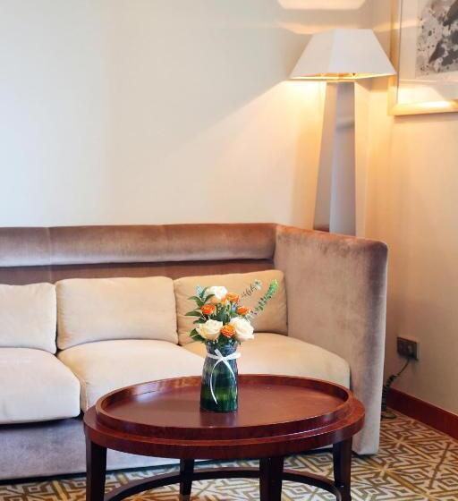 Люкс Executive Кровать Кинг, Sheraton Jinan