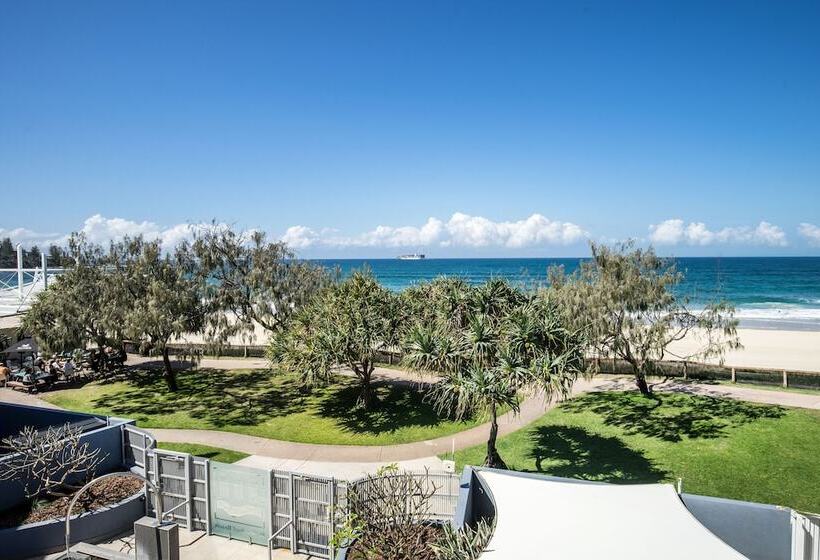 Апартаменты 3 Спальни Вид на Море, Rolling Surf Resort