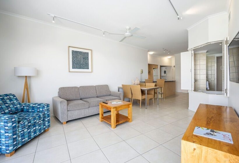 Апартаменты 2 Спальни, Rolling Surf Resort