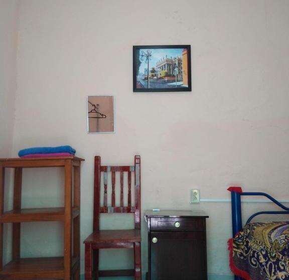 Номер Стандарт Индивидуальный, Habitaciones Amuebladas. Poliforum/centro