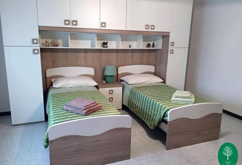 اتاق استاندارد با سرویس بهداشتی مشترک, B&b La Magnolia