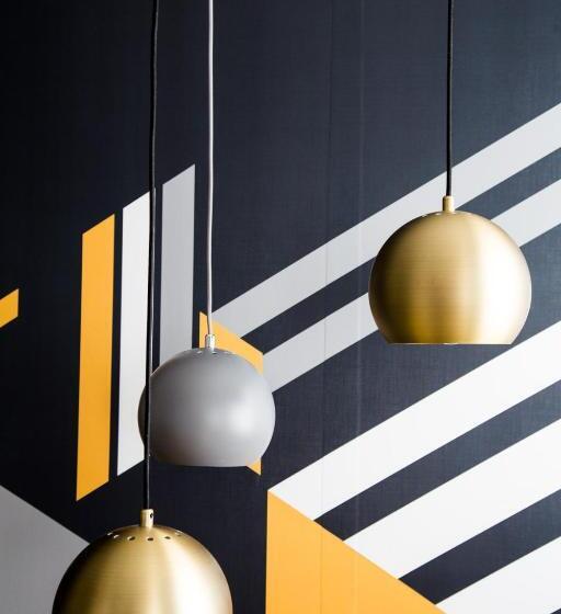 חדר דחוקס עם מיטת קינג, The Hugo   Hotel Concept Canterbury