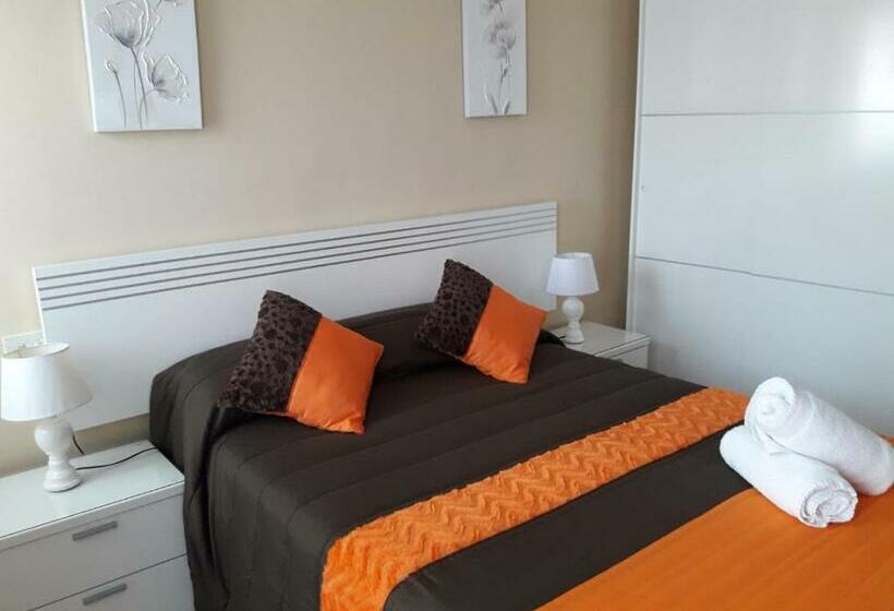 Quarto Estandar com Sacada, Albergue Agarimo