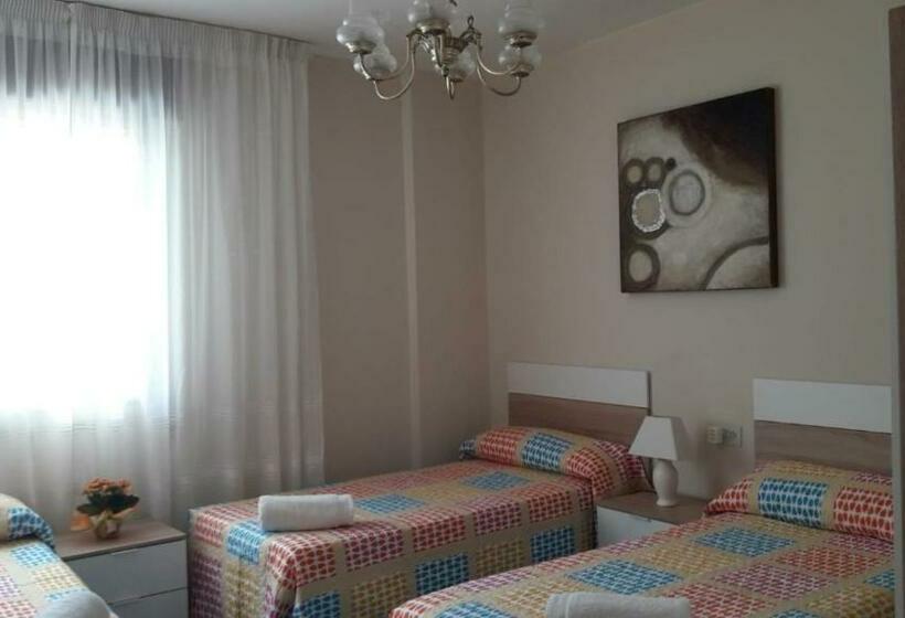 Кровать в Общей Комнате, Albergue Agarimo