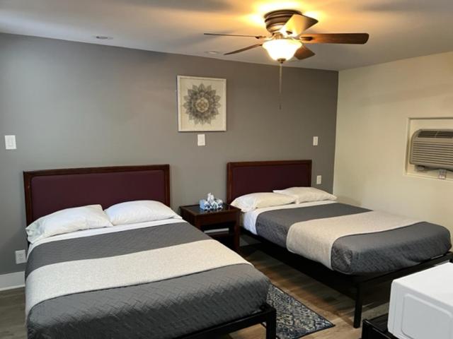Номер Стандарт, Nightshade Inn & Gardens