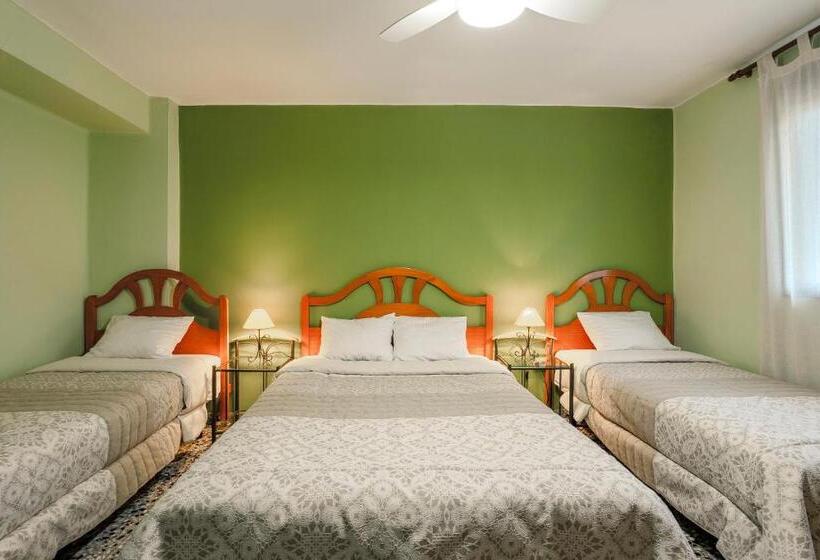 Трехместный Номер Классика, Eco Hotel Aire De Monte