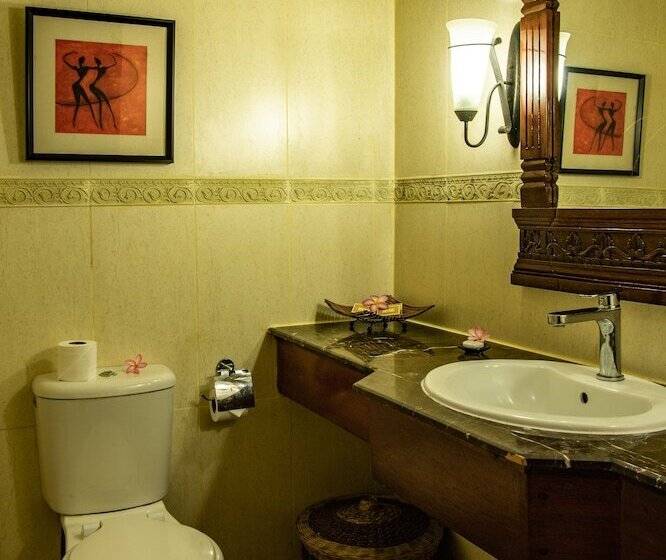 اتاق لوکس, Aanari Hotel & Spa