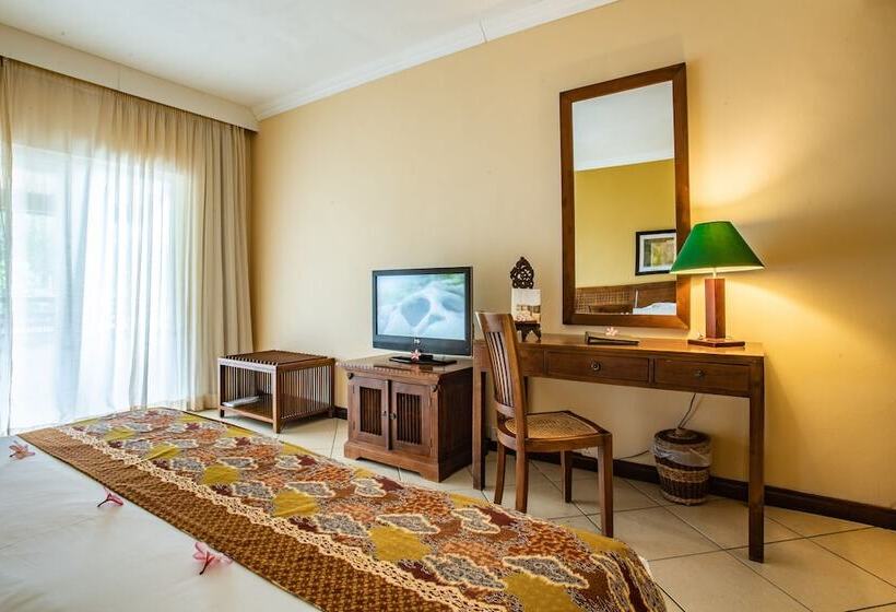 اتاق کلاب, Aanari Hotel & Spa