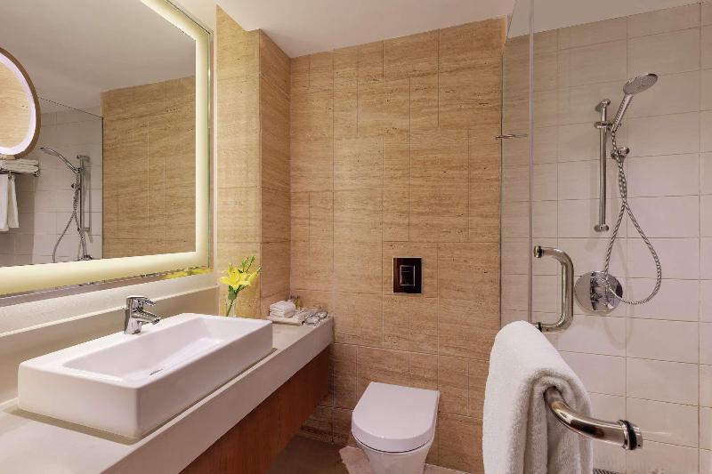Номер Премиум, Doubletree By Hilton Hotel Gurgaon   New Delhi Ncr