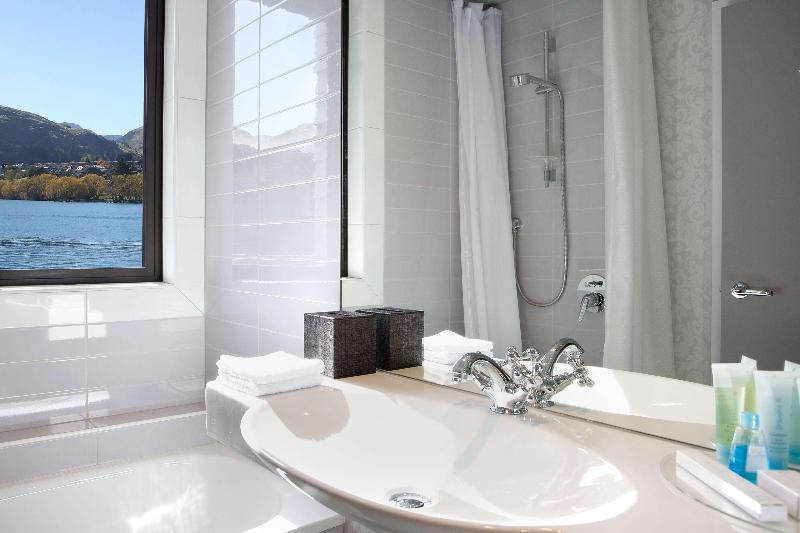 스탠다드 룸 킹사이즈 침대, Doubletree By Hilton Queenstown