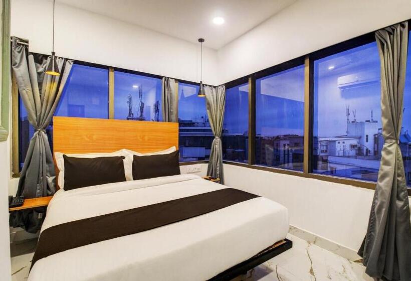 Quarto Triplo Clássico, Collection O Rcc Hotel Banjara Hills