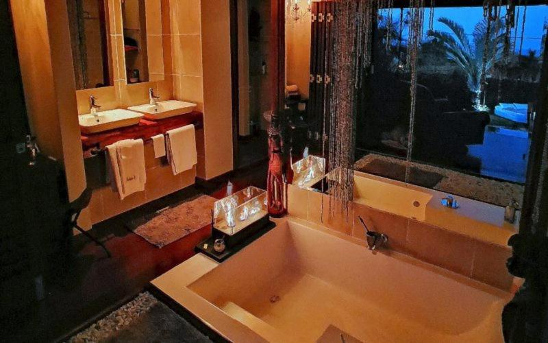 سوییت با چشم‌انداز دریا, Jakita S Guest House