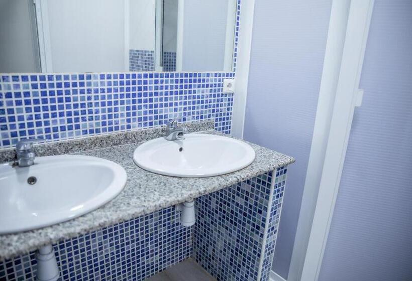 Четырехместный Номер Стандарт, Albergue Rojo Plata