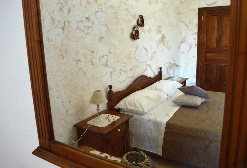 标准间带阳台, B&b Profumo Di Alloro