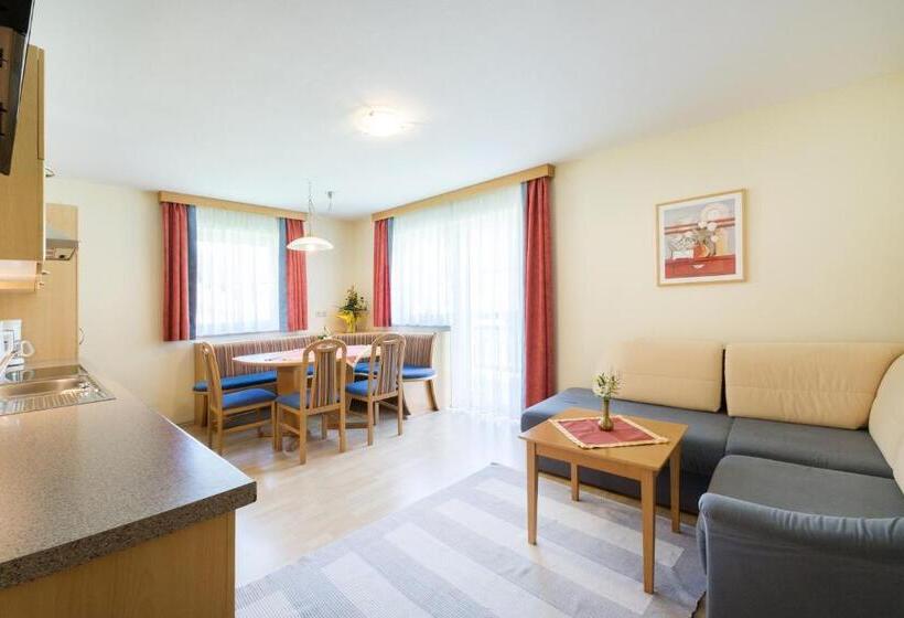 Апартаменты 1 Спальня с Балконом, 4 Mountains Apartments