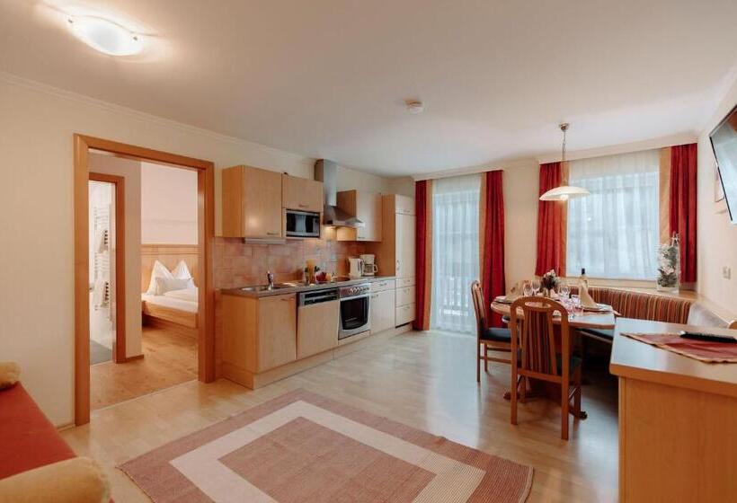 Апартаменты 1 Спальня с Видом, 4 Mountains Apartments