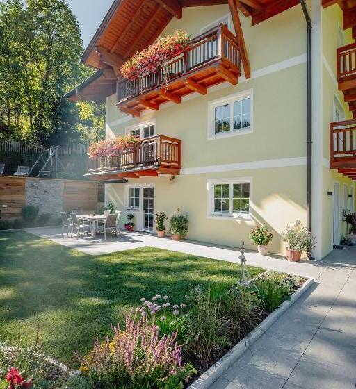 Апартаменты 1 Спальня, 4 Mountains Apartments