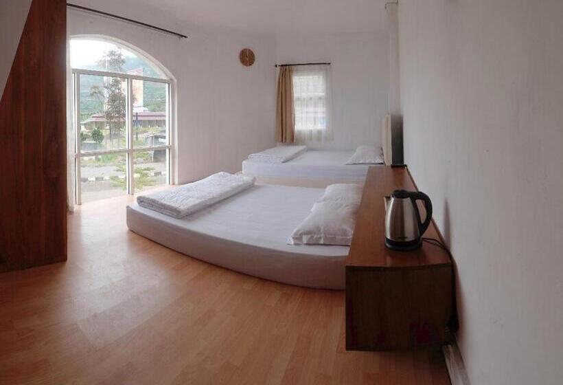 Семейный Номер Совместный Санузел, Tani Jiwo Hostel