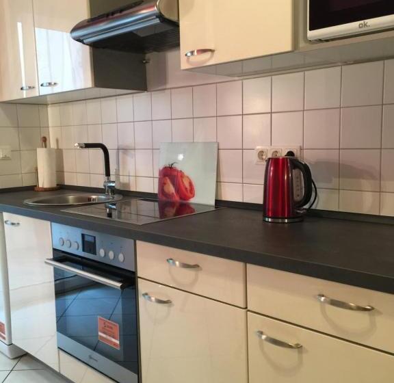 Апартаменты 1 Спальня с Балконом, In Fürth Wie Zuhause