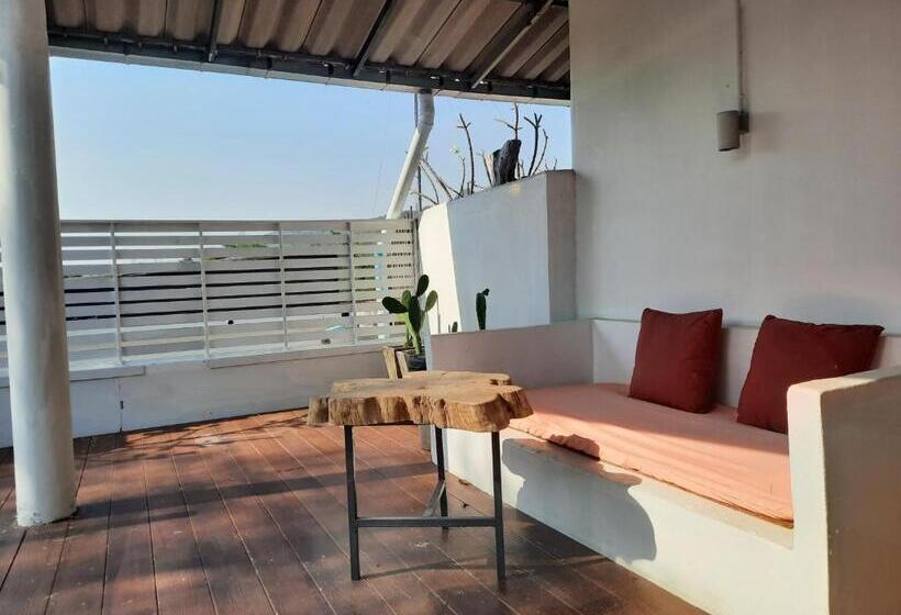 Студио Стандарт с Балконом, Pingplalee Resort Chasorn