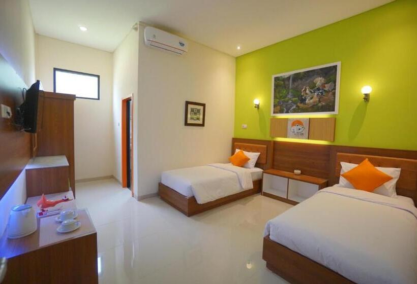 Номер Стандарт, The Cabin Tanjung Hotel Wonosobo