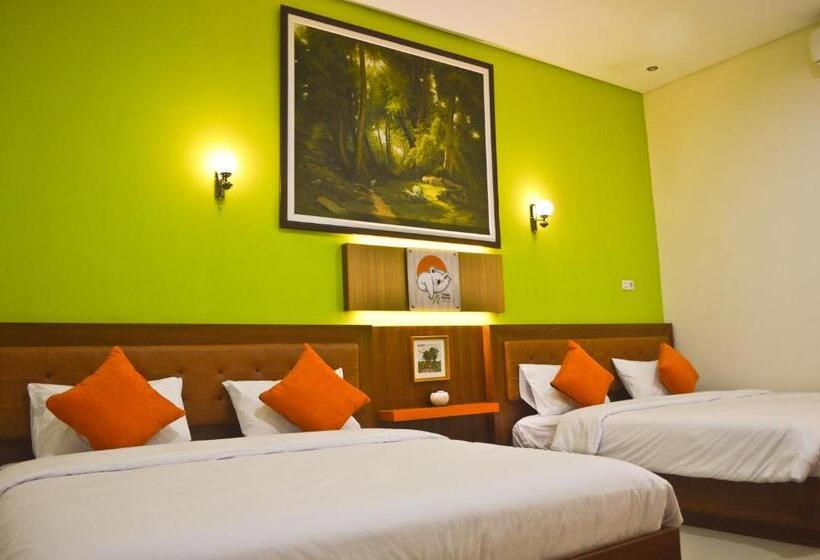 Семейный Номер Deluxe, The Cabin Tanjung Hotel Wonosobo