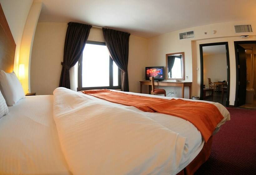 Полулюкс, Hala Hotel Alkhobar