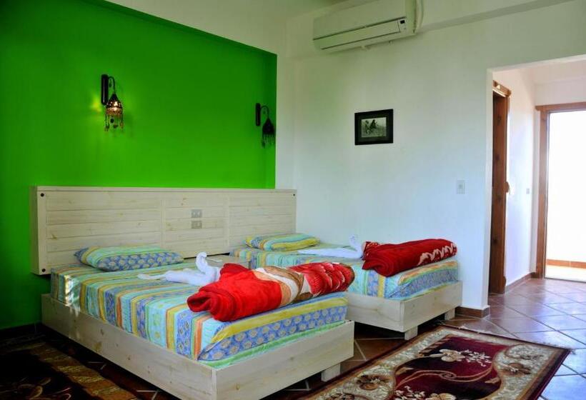 اتاق سوپریور در طبقه همکف, Dahab Divers