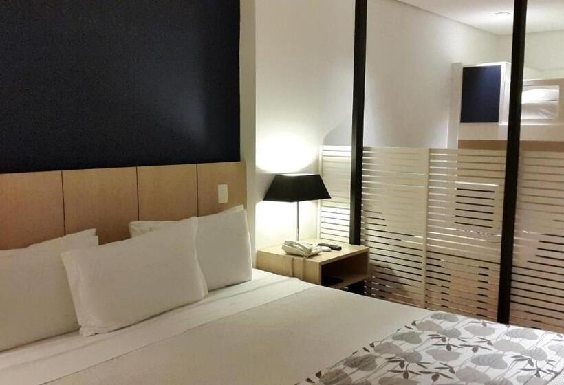4인용 수피리어 룸, Ferraretto Guarujá Hotel & Spa