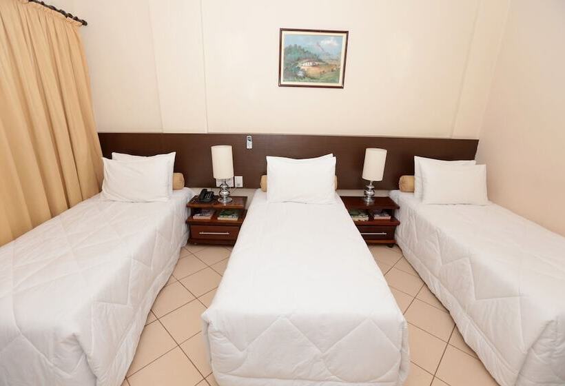 اتاق استاندارد سه نفره, Imperador Palace Hotel Franca