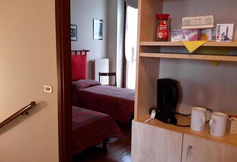 Номер Стандарт Совместная Ванная, B&b Il Glicine Di Basiglio