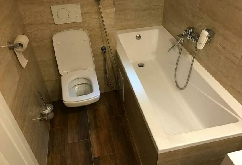 スーペリアトリプルルーム, Centercity Apartments
