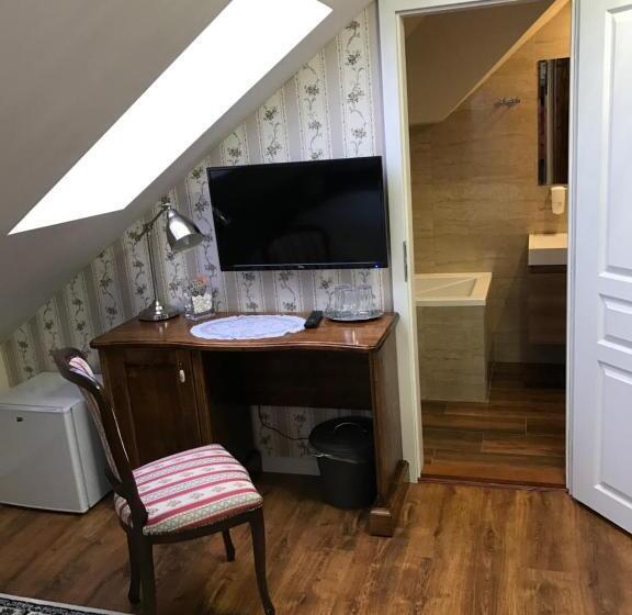 スーペリアトリプルルーム, Centercity Apartments