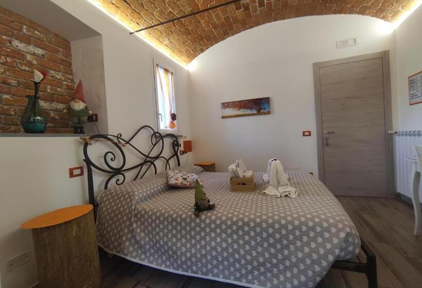 اتاق لوکس با تخت بزرگ, B&b Elfo Degli Ulivi