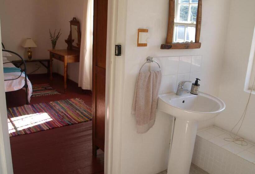 Номер Стандарт, Room @ Irissa Sanctuary