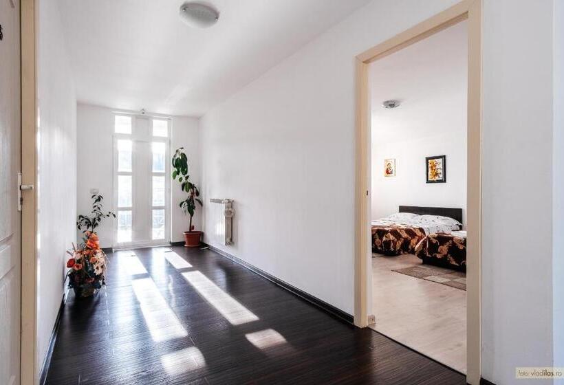 ویلای سوپریور 1 خوابه, Sweet Home Bucovina Frasin Petreceri Private Si Majorate