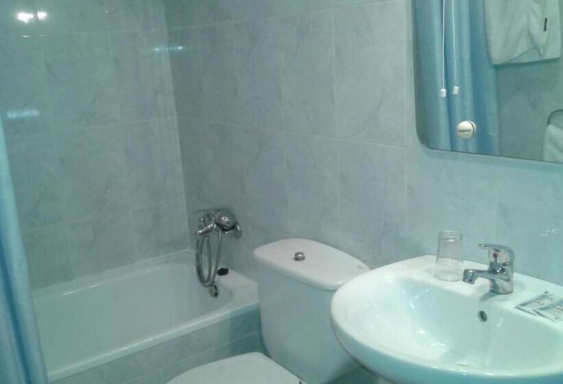 Номер Стандарт, Hostal ávila