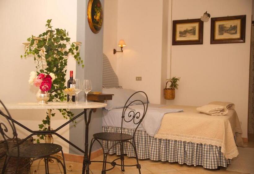 غرفة قياسية مطلّة علي الحديقة, B&b Del Giglio