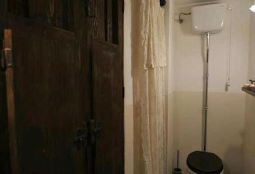غرفة قياسية مطلّة علي الحديقة, B&b Del Giglio