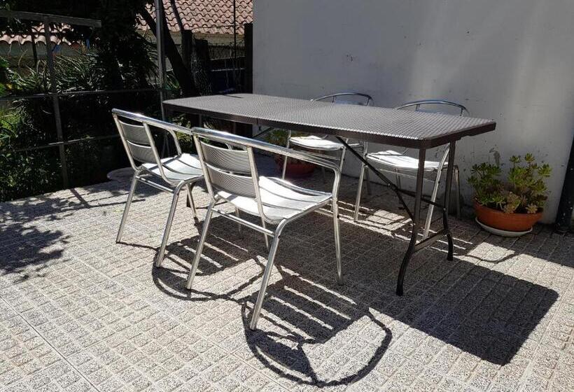 اتاق خانوادگی, Alojamento Ar E Sol