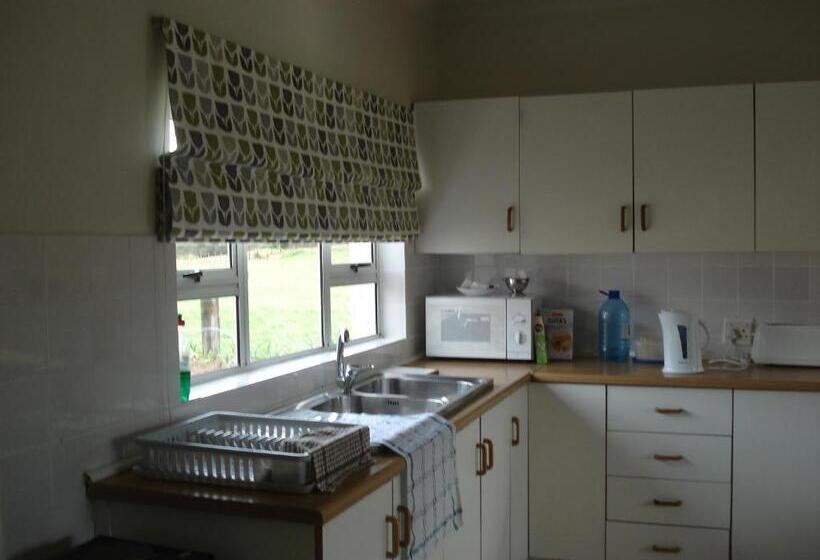 Шале 1 Спальня, Lalani B&b/self Catering Cottages