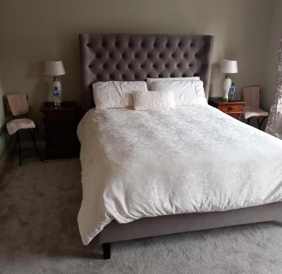 Номер Deluxe, Clonoughter Heights
