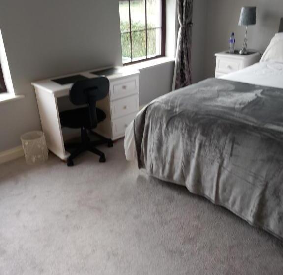 Стандартный Номер Кровать Кинг, Clonoughter Heights
