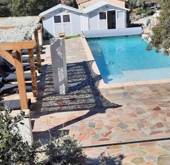 Escritório Superior, Villa Asunda B&b Spa & Sauna, Chambres D Hôtes
