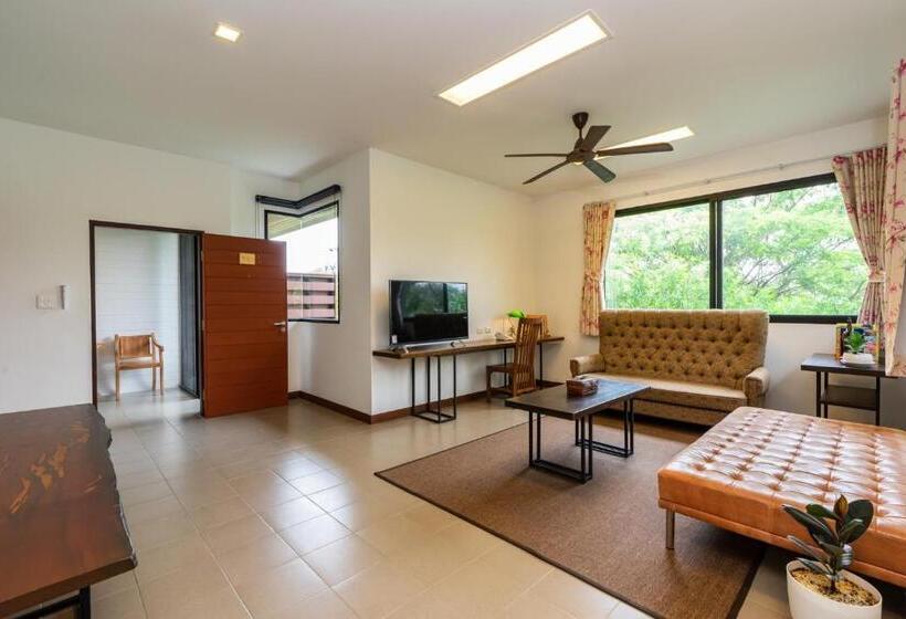 Family Suite, Rain Tree Khao Yai