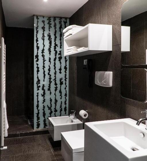 Трехместный Номер Стандарт с Балконом, A Point Porto Ercole Resort & Spa